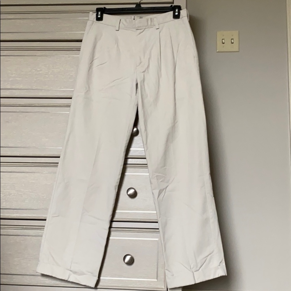Bass Khakis 32x32